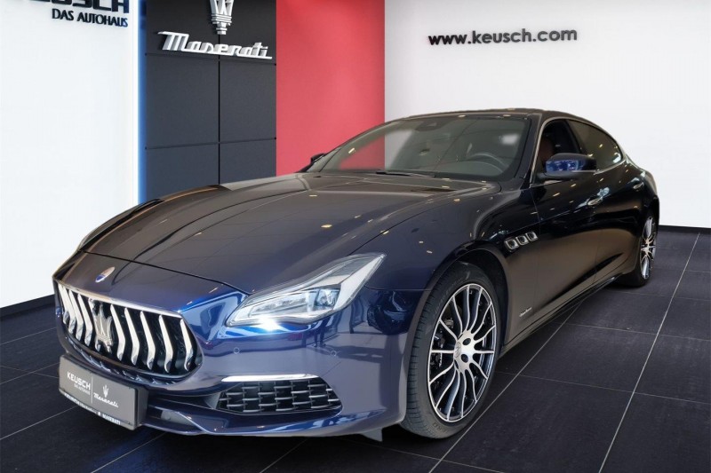 Maserati Quattroporte GranLusso SQ4 Limousine