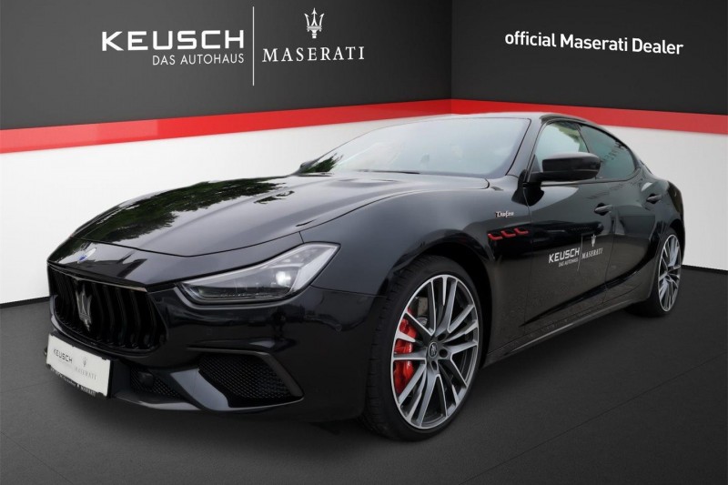 Maserati Ghibli TROFEO Limousine