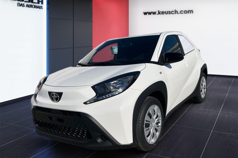 Toyota AYGO X 1,0 l Play Fiskal LKW Limousine